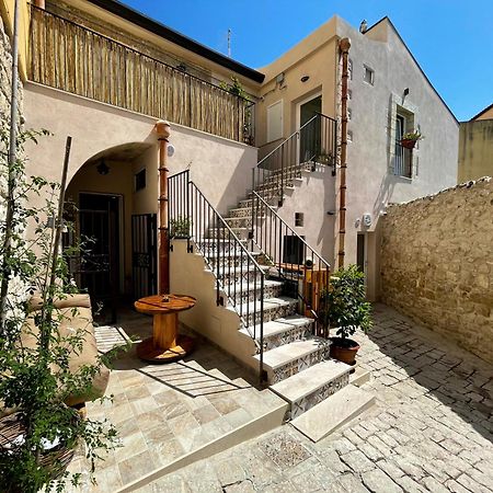 Bed and Breakfast Cuturissi Hospitality & Wellnees Ragusa Zewnętrze zdjęcie