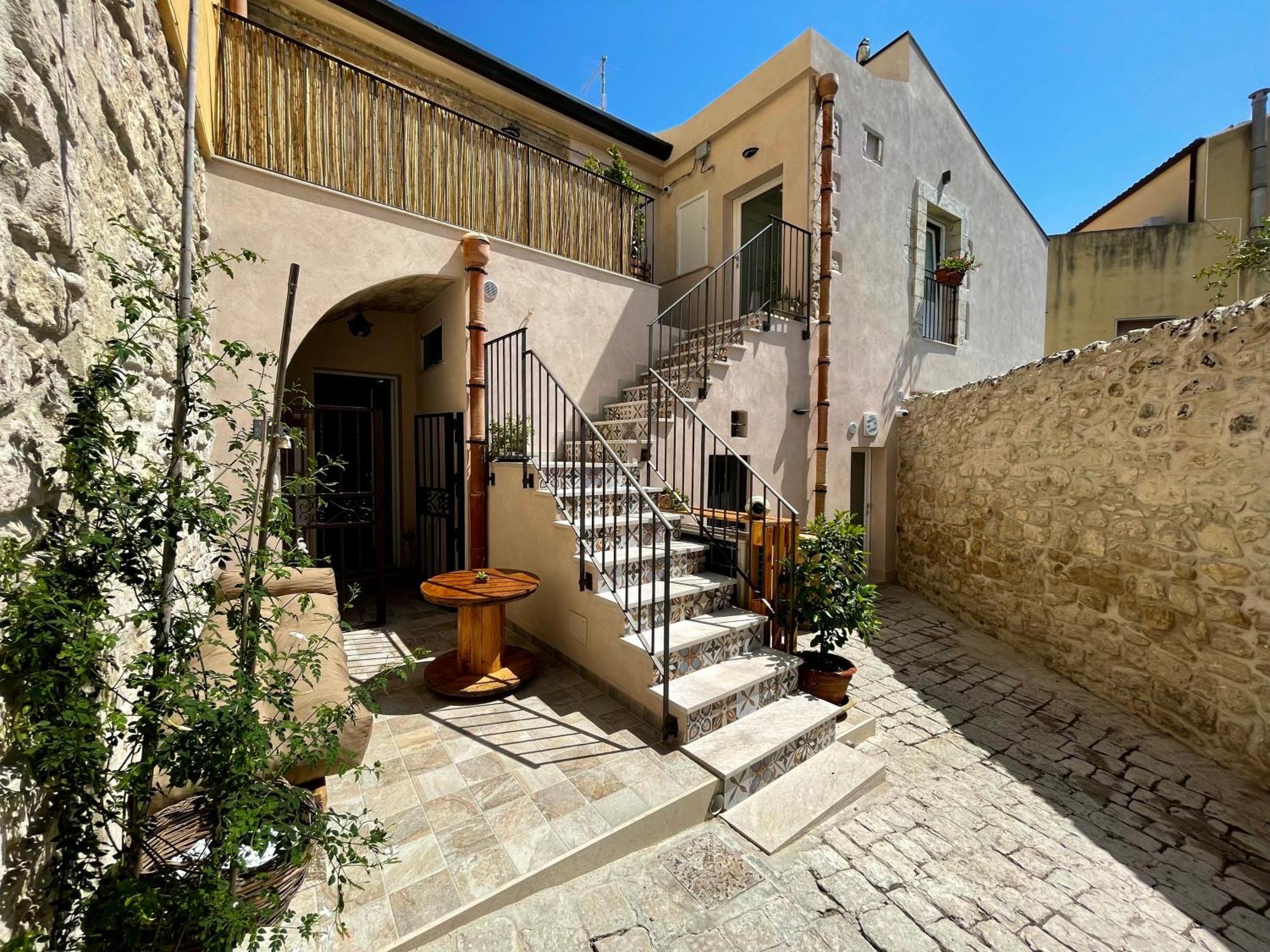 Bed and Breakfast Cuturissi Hospitality & Wellnees Ragusa Zewnętrze zdjęcie